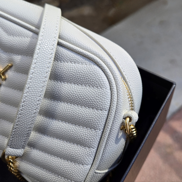 SAINT LAURENT YSL Mini Lou Matelassé Camera Bag Crema Soft, Grainy Leather - Picture 3 of 16
